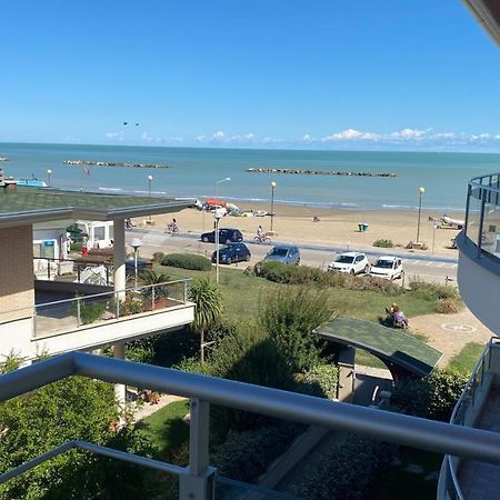 Appartamento “Le Vele” Porto San Giorgio Bagian luar foto