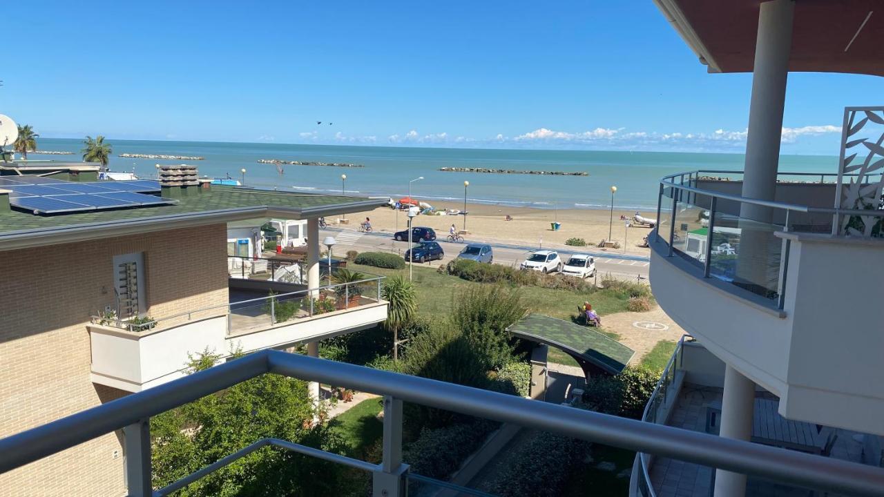 Appartamento “Le Vele” Porto San Giorgio Bagian luar foto
